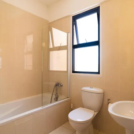 Isabella One Bedroom לרנקה